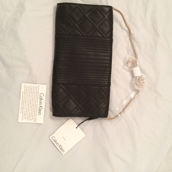 Calvin Klein clutch w/ strap - Picture 3 of 6